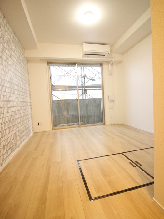 物件内観写真15　(居室)