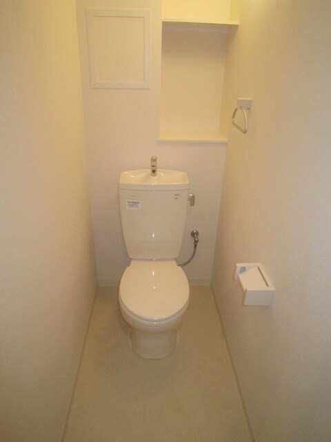 物件内観写真12　(トイレ)