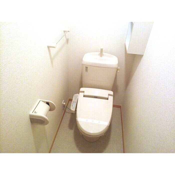 物件内観写真6　(トイレ)