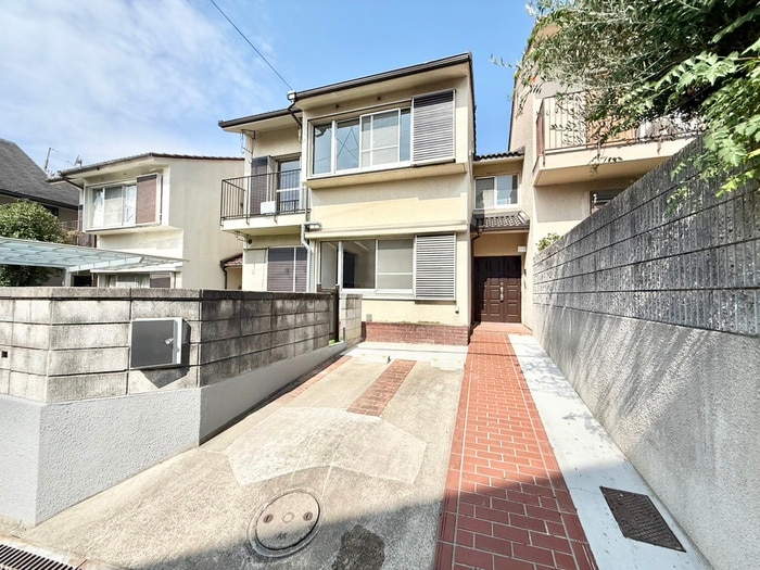 緑丘1丁目戸建の物件外観写真