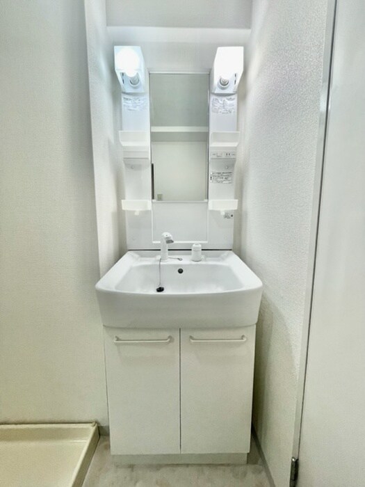 物件内観写真12　(洗面)