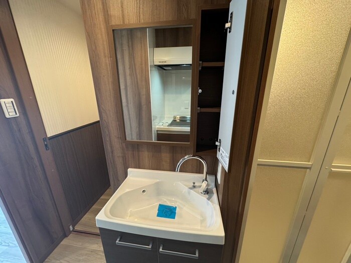 物件内観写真12　(洗面)