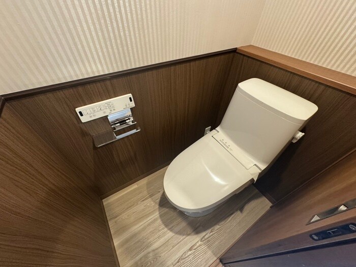 物件内観写真13　(トイレ)