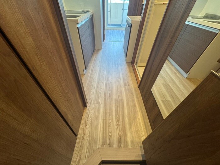 物件内観写真18　(廊下)