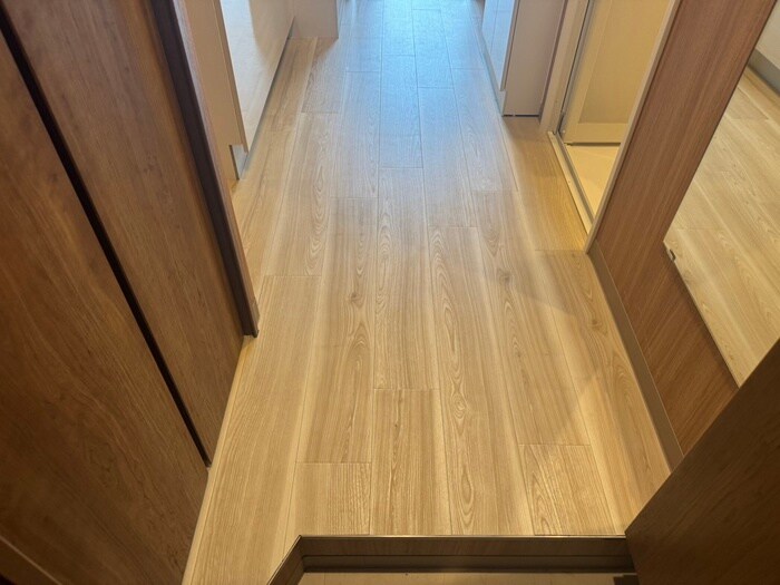 物件内観写真19　(廊下)