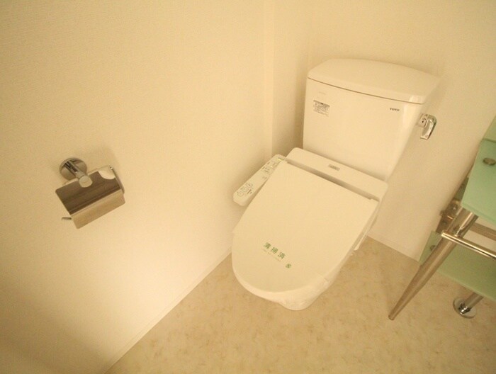 物件内観写真12　(トイレ)