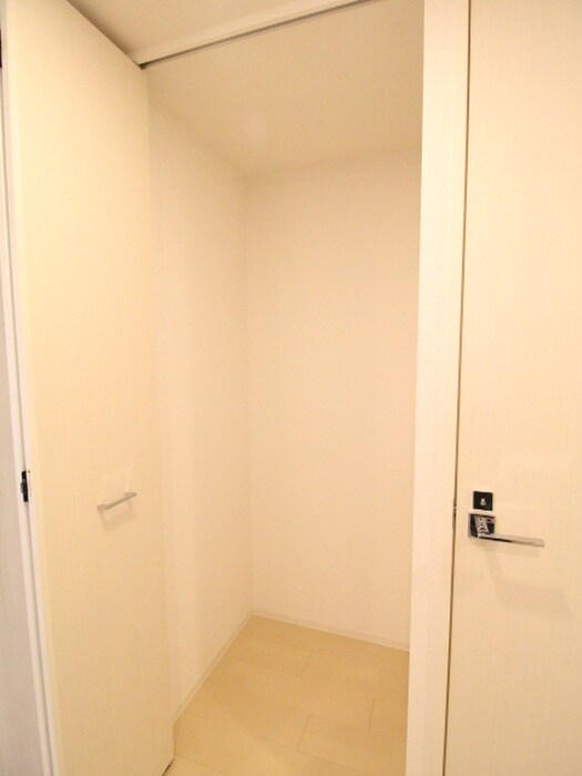 物件内観写真13　(靴箱)