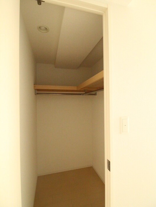 物件内観写真14　(収納)