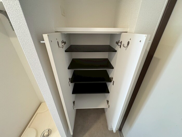 物件内観写真15　(靴箱)