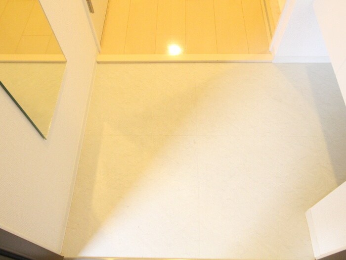 物件内観写真17　(玄関)