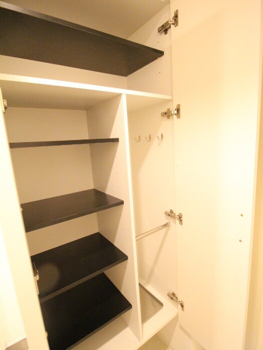 物件内観写真18　(靴箱)