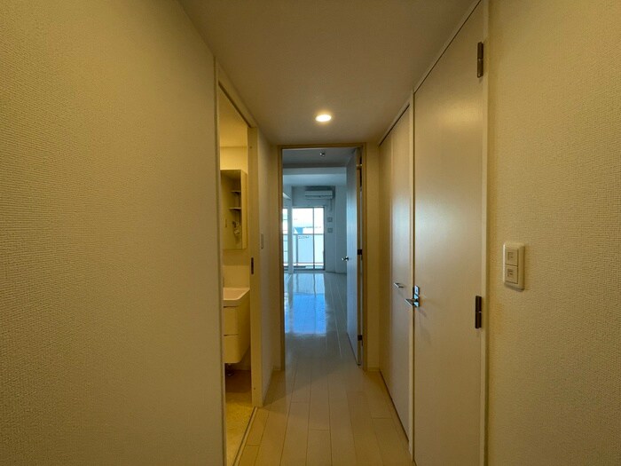 物件内観写真19　(廊下)