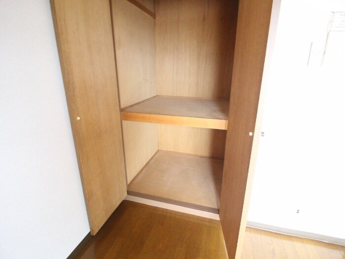 物件内観写真13　(収納)