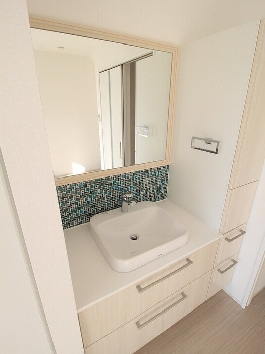 物件内観写真11　(洗面)