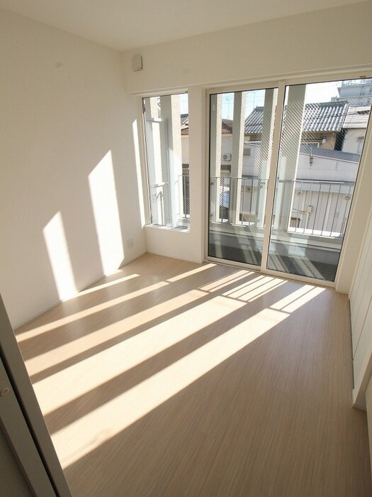 物件内観写真18　(居室)