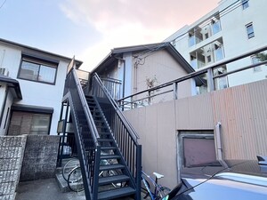 スカーリア宗外観写真