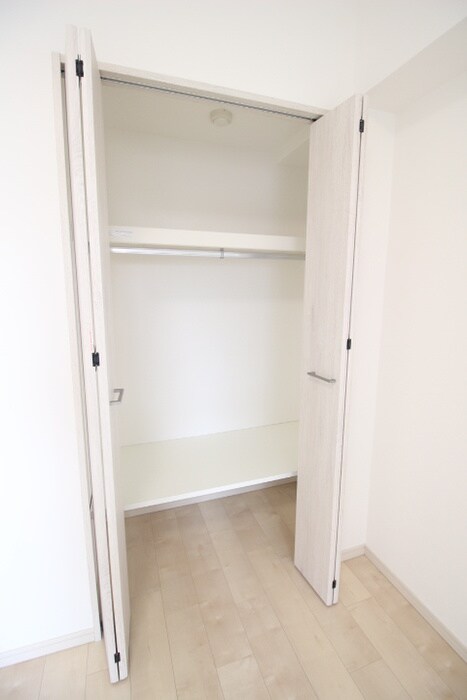 物件内観写真14　(収納)