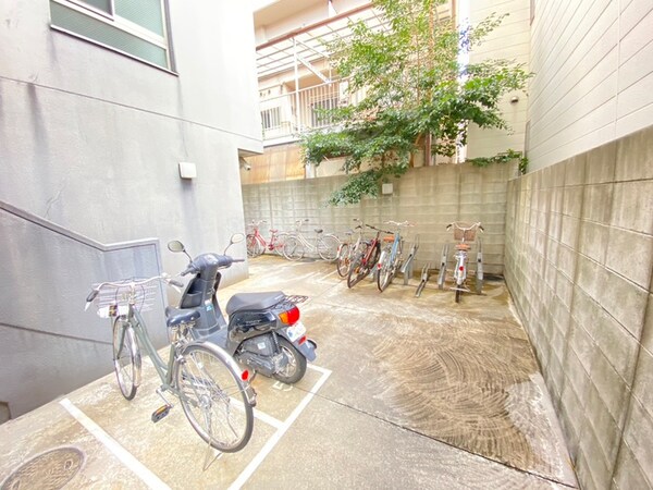 駐輪場