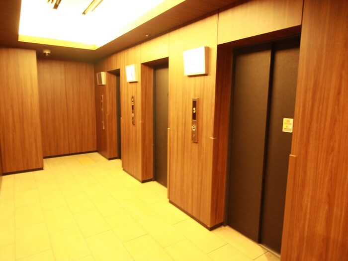 物件外観写真4　(建物設備)