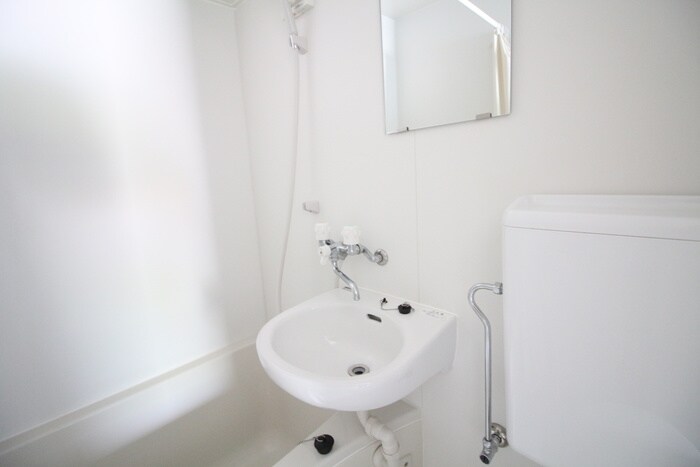 物件内観写真11　(洗面)