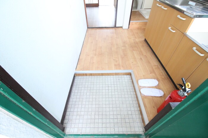 物件内観写真19　(玄関)