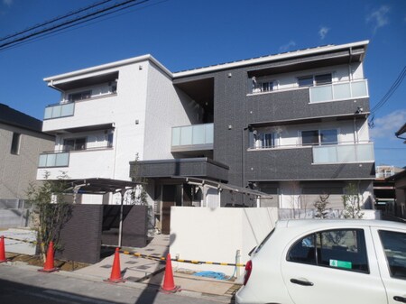 シャーメゾン互幸園外観写真
