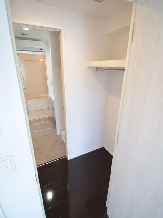 物件内観写真11　(収納)