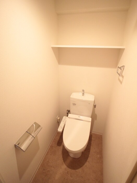 物件内観写真14　(トイレ)