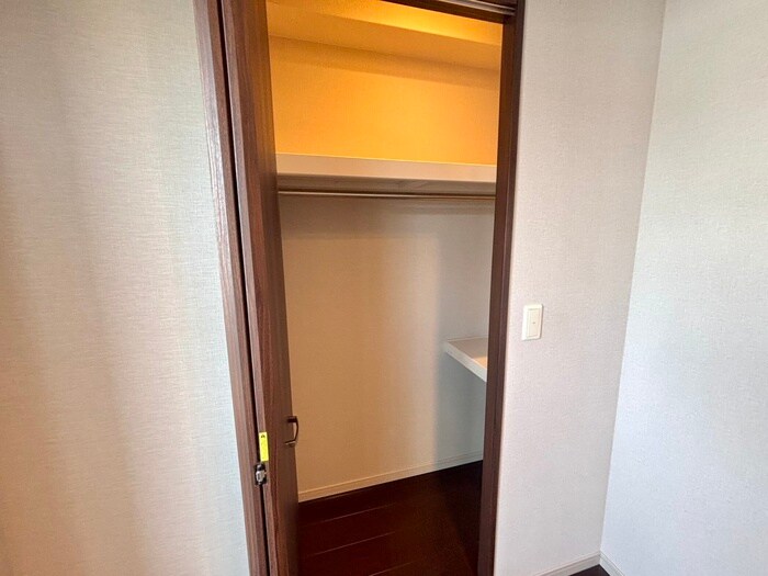 物件内観写真16　(収納)