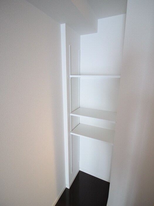 物件内観写真22　(収納)