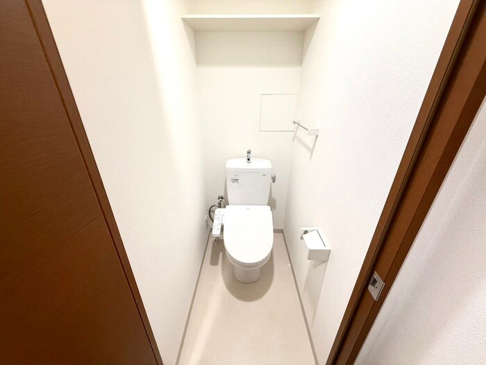 物件内観写真8　(トイレ)