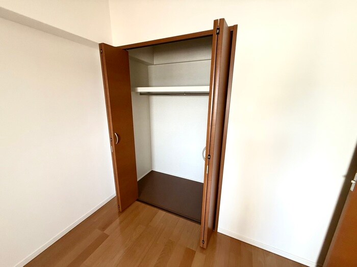 物件内観写真21　(収納)
