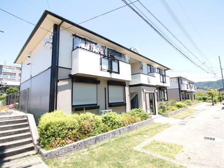 サンビレッジ岩井Ａ棟外観写真