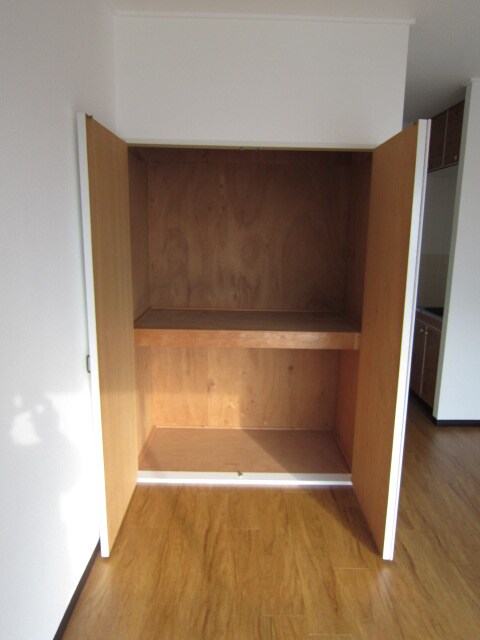 物件内観写真9　(収納)