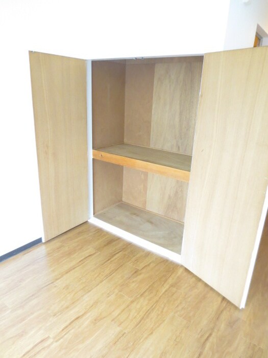 物件内観写真11　(収納)