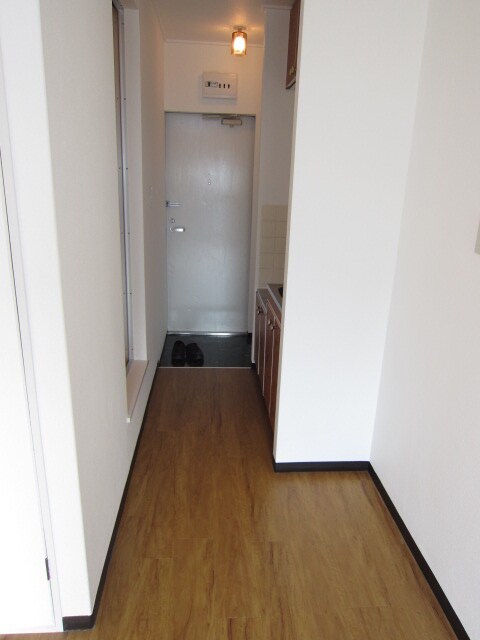 物件内観写真13　(廊下)