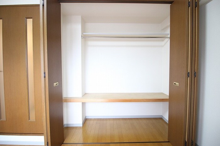 物件内観写真16　(収納)