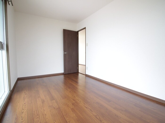 物件内観写真13　(居室)