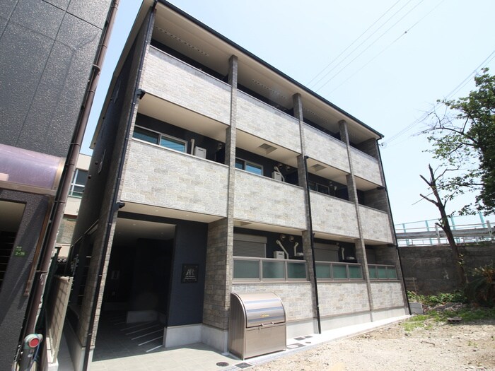 物件外観写真1　(外観写真)