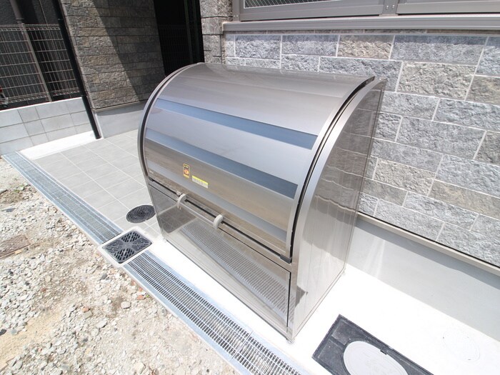 物件外観写真4　(建物設備)