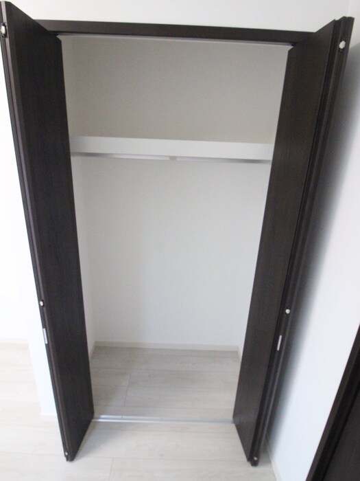 物件内観写真16　(収納)