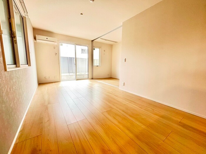 物件内観写真8　(居室)