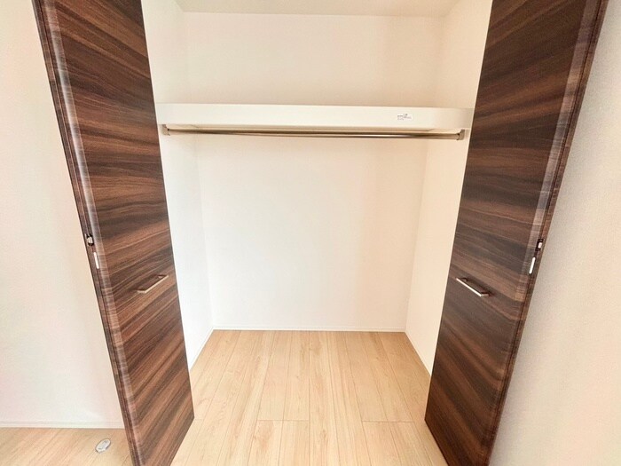 物件内観写真15　(収納)