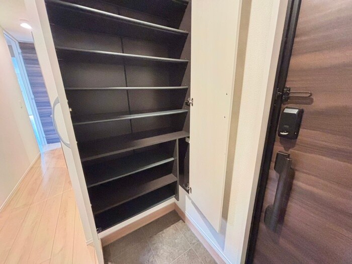 物件内観写真19　(靴箱)