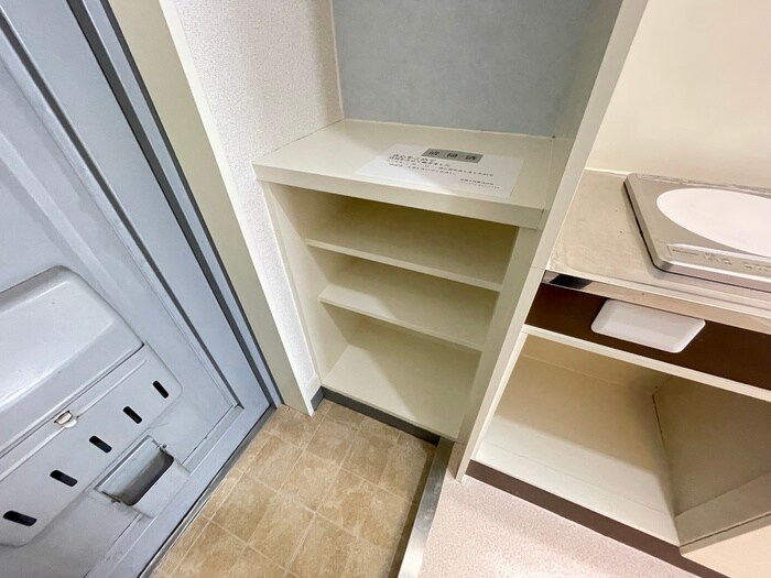物件内観写真17　(靴箱)