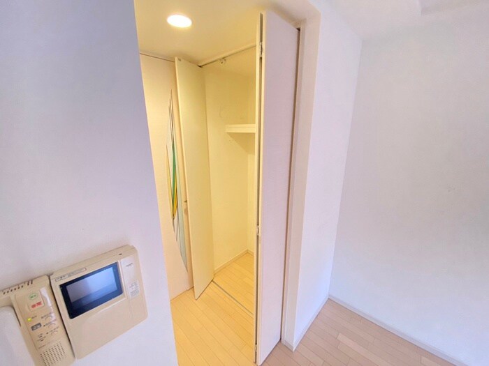 物件内観写真16　(収納)