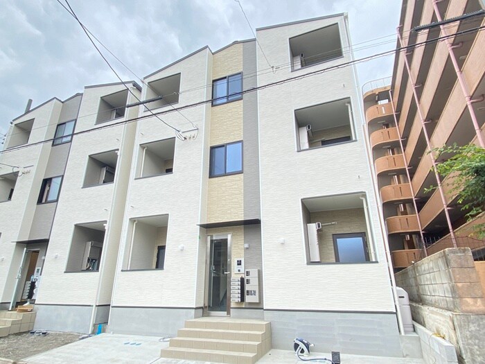 物件外観写真1　(外観写真)