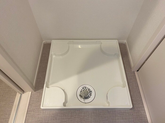 物件内観写真17　(洗濯機置場)