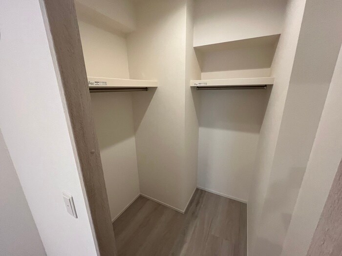物件内観写真12　(収納)