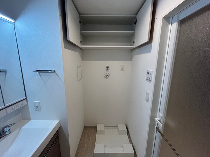 物件内観写真19　(洗濯機置場)